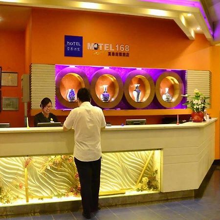 Motel 168 Liu Zhou Road Inn Xangai Exterior foto