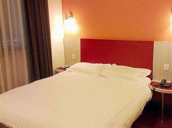 Motel 168 Liu Zhou Road Inn Xangai Exterior foto